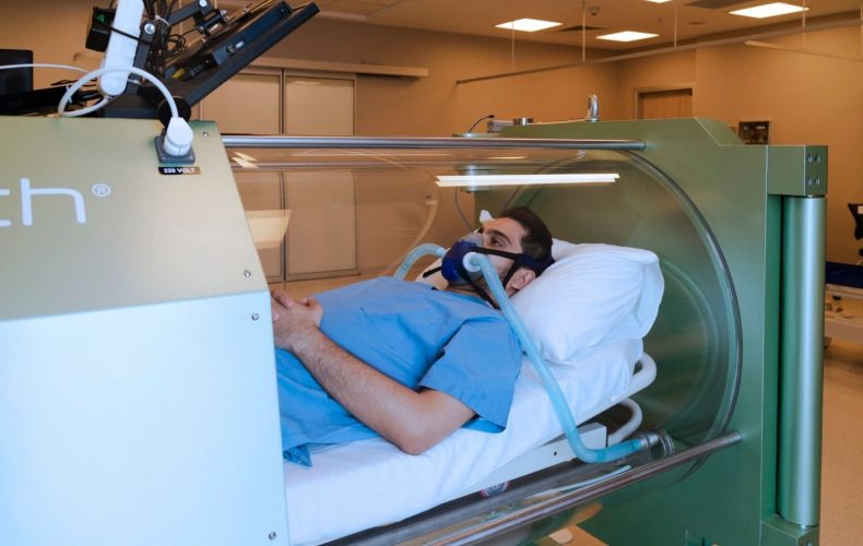 Pandemi Döneminde Tek Kişilik Basınç Odasında Hiperbarik Oksijen Tedavisi Pandemi Döneminde Tek Kişilik Basınç Odasında Hiperbarik Oksijen Tedavisi